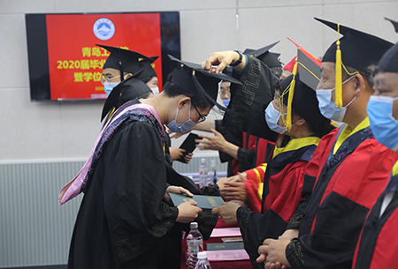 云顶7610线路检测隆重举行2020届毕业生 毕业典礼暨学位授予仪式 云顶7610线路检测隆重举行2020届毕业生 毕业典礼暨学位授予仪式