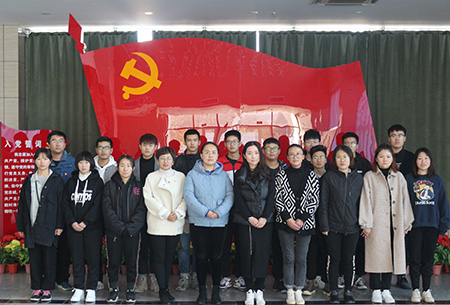 【“不忘初心,牢记使命”主题教育】建筑工程学院党总支组织参观胶州市烈士陵园纪念馆 【“不忘初心,牢记使命”主题教育】建筑工程学院党总支组织参观胶州市烈士陵园纪念馆