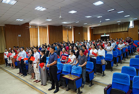 云顶7610线路检测党委召开庆祝中国共产党成立九十八周年暨“立德树人先锋”创建表彰大会 云顶7610线路检测党委召开庆祝中国共产党成立九十八周年暨“立德树人先锋”创建表彰大会