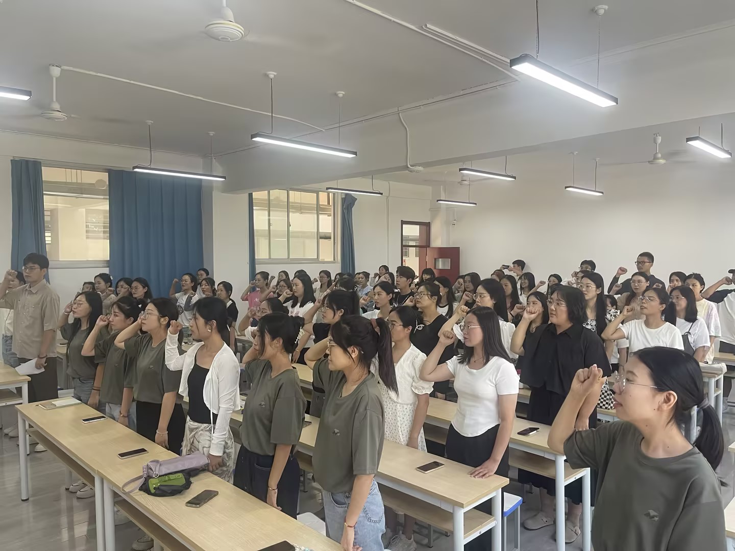 躬耘教坛 强国有我——基础教育学院开展庆祝第39个教师节系列活动 躬耘教坛 强国有我——基础教育学院开展庆祝第39个教师节系列活动
