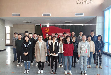 云顶集团7610官方网站党总支组织全体党员参观胶州烈士陵园 云顶集团7610官方网站党总支组织全体党员参观胶州烈士陵园