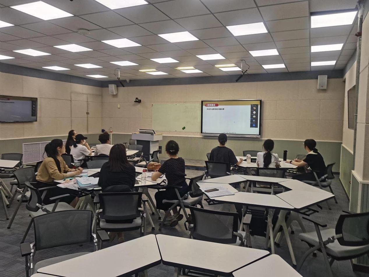 外语学院组织教师线上参加山东省高校外语类专业“三进”工作推进会暨山东省本科高校《理解当代中国》多语种系列教材培训交流会 外语学院组织教师线上参加山东省高校外语类专业“三进”工作推进会暨山东省本科高校《理解当代中国》多语种系列教材培训交流会