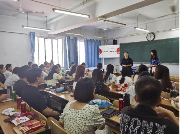 师道赓续 助新成长 ——食品工程学院庆祝第39个教师节活动 师道赓续 助新成长 ——食品工程学院庆祝第39个教师节活动