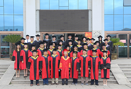 云顶7610线路检测隆重举行2020届毕业生 毕业典礼暨学位授予仪式 云顶7610线路检测隆重举行2020届毕业生 毕业典礼暨学位授予仪式
