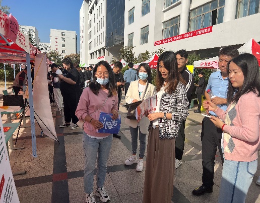 借力校企平台,食品学院拓宽实习就业渠道 借力校企平台,食品学院拓宽实习就业渠道