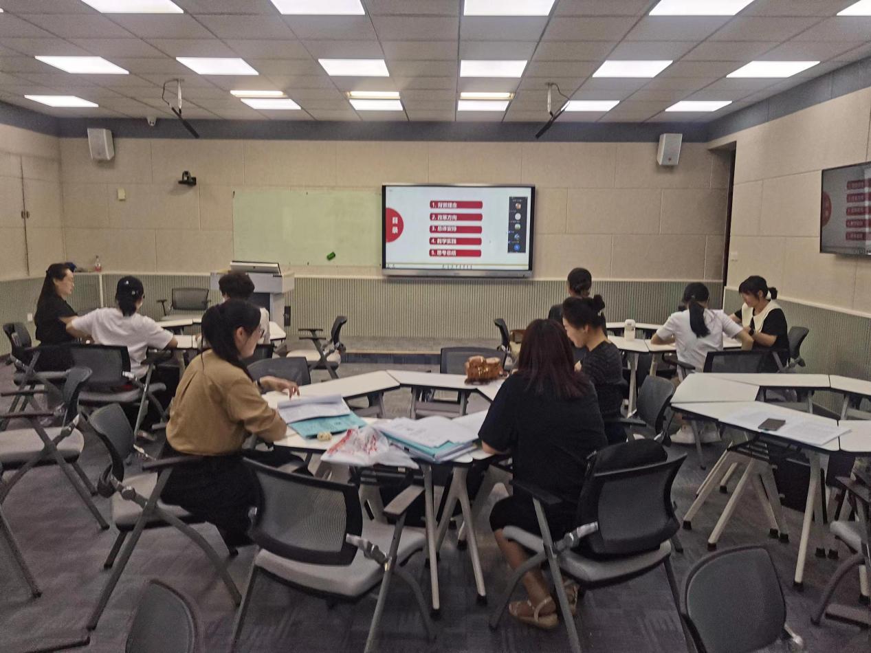 外语学院组织教师线上参加山东省高校外语类专业“三进”工作推进会暨山东省本科高校《理解当代中国》多语种系列教材培训交流会 外语学院组织教师线上参加山东省高校外语类专业“三进”工作推进会暨山东省本科高校《理解当代中国》多语种系列教材培训交流会