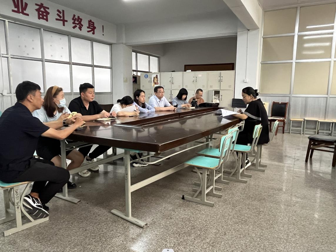基础教育学院组织召开新学期院级教学督导工作会议 基础教育学院组织召开新学期院级教学督导工作会议