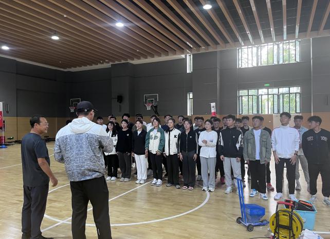 基础教育学院2022级社会体育指导与管理专业学生顺利完成青岛市市北区体质健康测试工作 基础教育学院2022级社会体育指导与管理专业学生顺利完成青岛市市北区体质健康测试工作